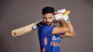 Ruturaj Gaikwad: The Rising Star of Indian Cricket ऋतुराज गायकवाड़: भारतीय क्रिकेट का उभरता सितारा