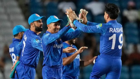 Afghanistan Dominates Papua New Guinea, Secures Super 8s Berth (T20 World Cup 2024) अफ़गानिस्तान ने पापुआ न्यू गिनी को आसानी से हराकर सुपर 8 में जगह बनाई (टी20 विश्व कप, 2024)