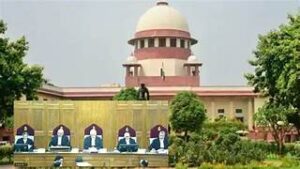 Supreme Court in the Spotlight: Landmark Cases and Ongoing Issues सुप्रीम कोर्ट सुर्खियों में: ऐतिहासिक मामले और चल रहे मुद्दे